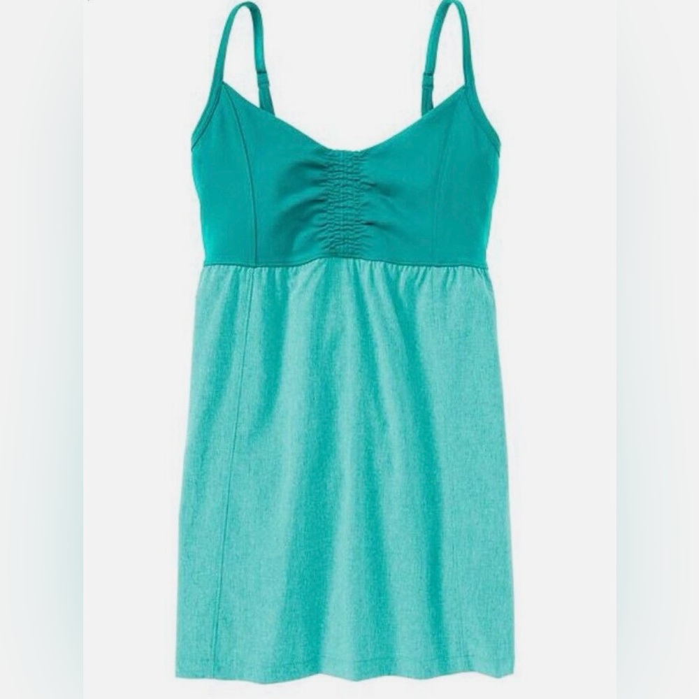 ATHLETA Bestie Tank Top Cami Fuji Turquoise Green Shelf Bra Adjustable Straps